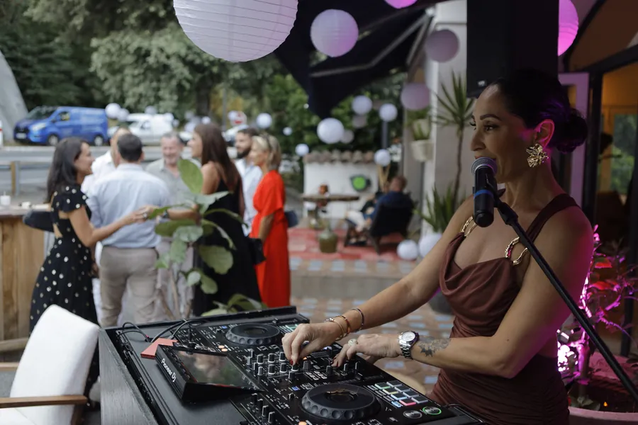 CRD Events : DJ et invités réunis lors de la réception de 2025