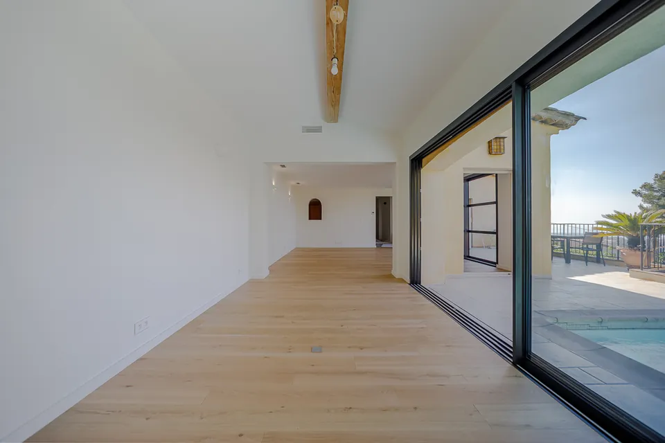 Villa Alba — the living room, after the works