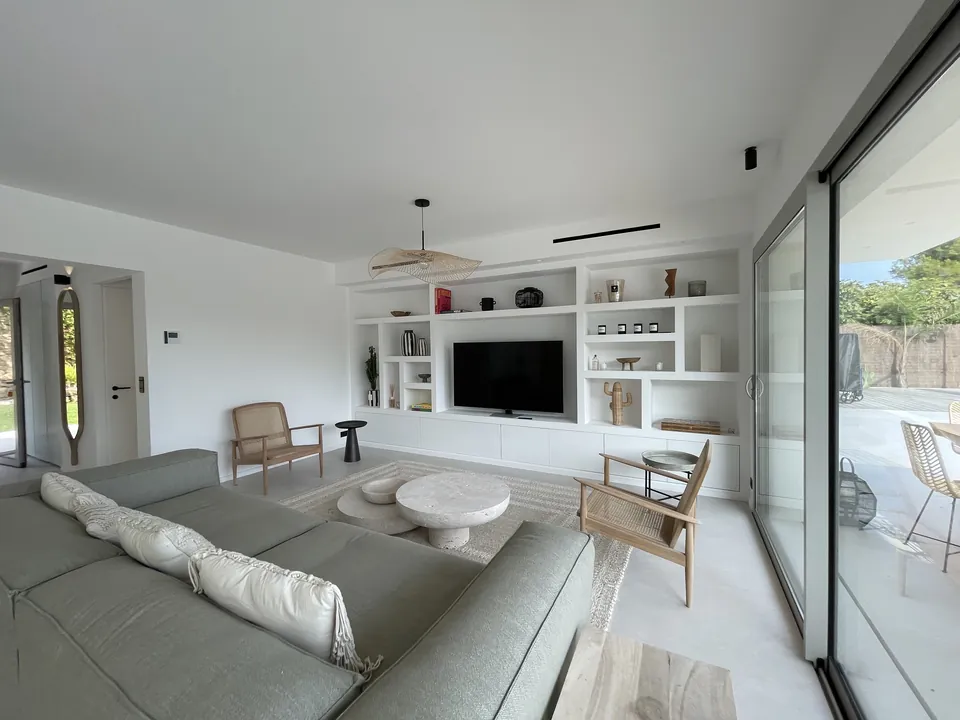 Villa Canopée — the living room fittings, after the renovation