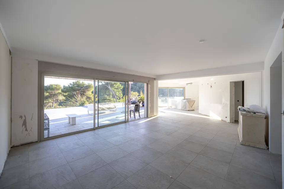 Villa Canopée — the living spaces, before the renovation