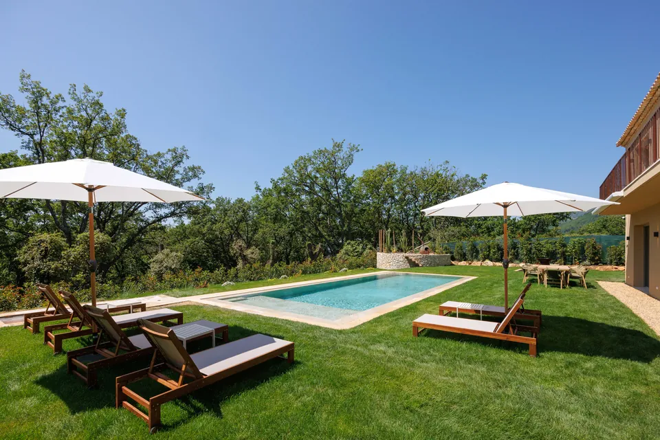 Villas Oasis & Shao — The pool and the Mediterranean gardens